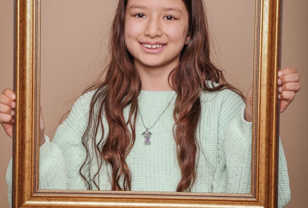 Viona Naghibi  Saleh